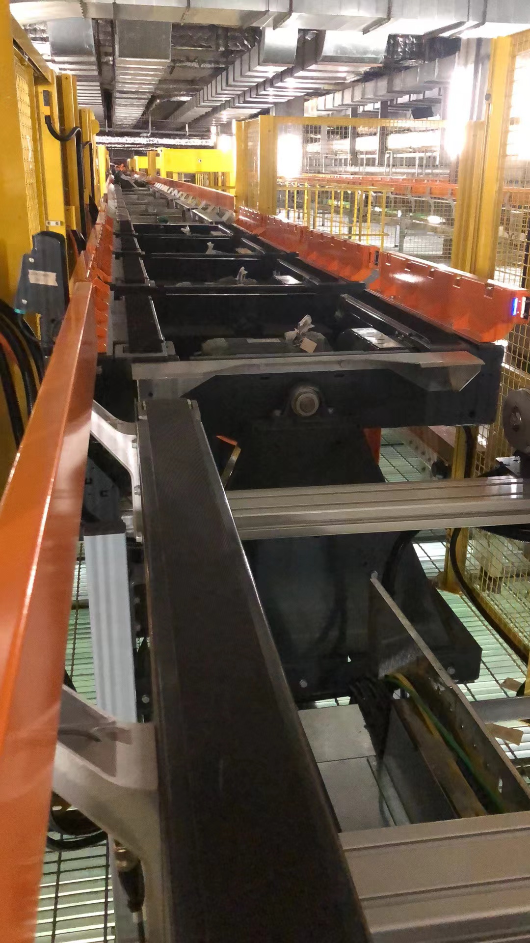 大型機場行李輸送分揀線建設(shè)(圖2)